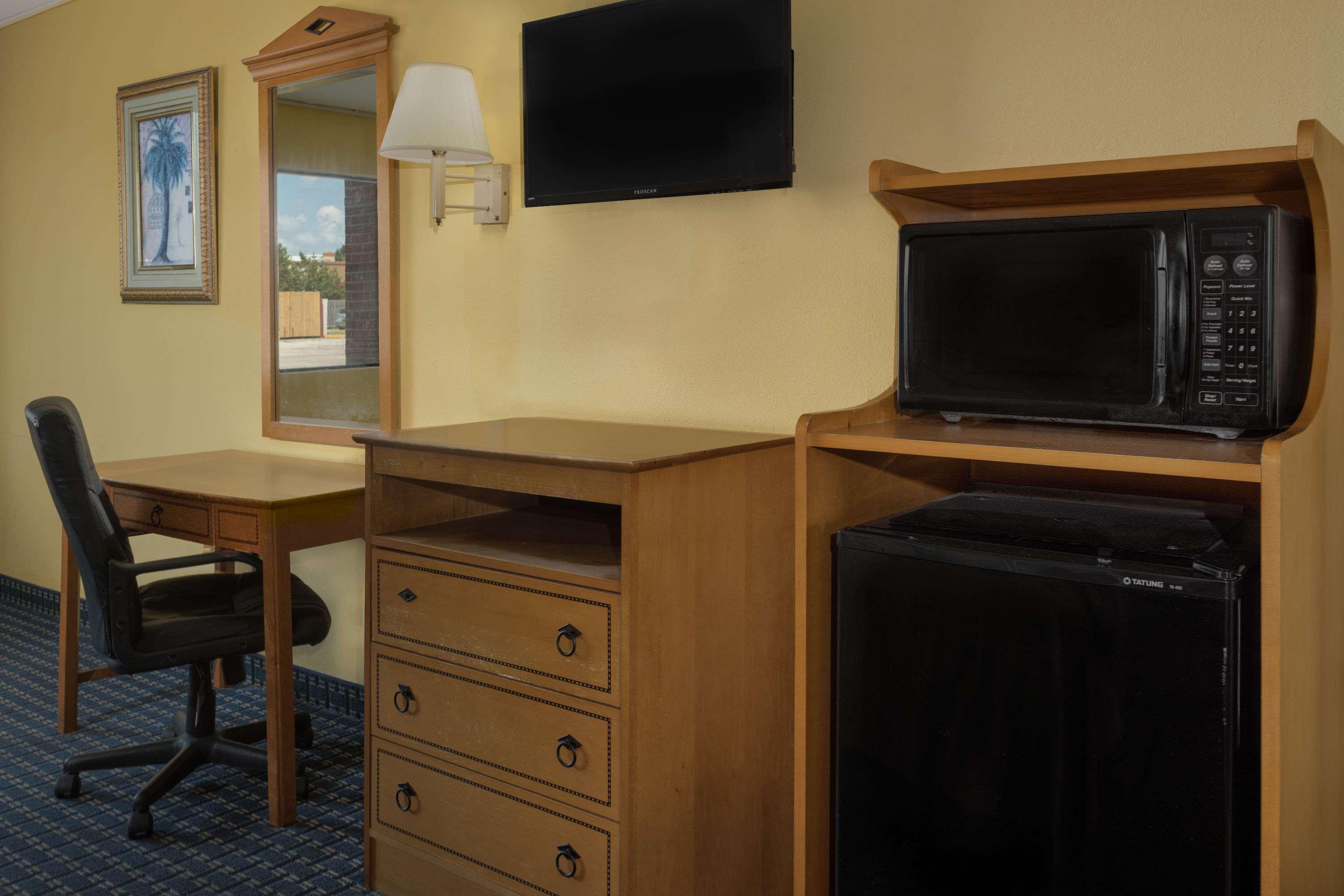 ซูเปอร์ 8 บาย วินด์แฮม โบรซ์บริดจ์ Motel Breaux Bridge ภายนอก รูปภาพ