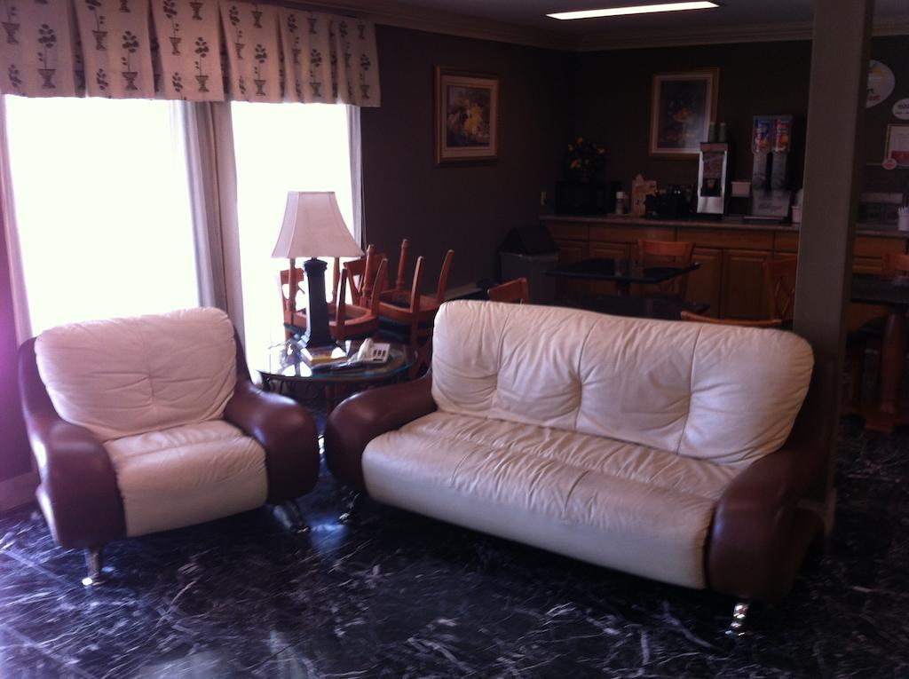 ซูเปอร์ 8 บาย วินด์แฮม โบรซ์บริดจ์ Motel Breaux Bridge ภายนอก รูปภาพ